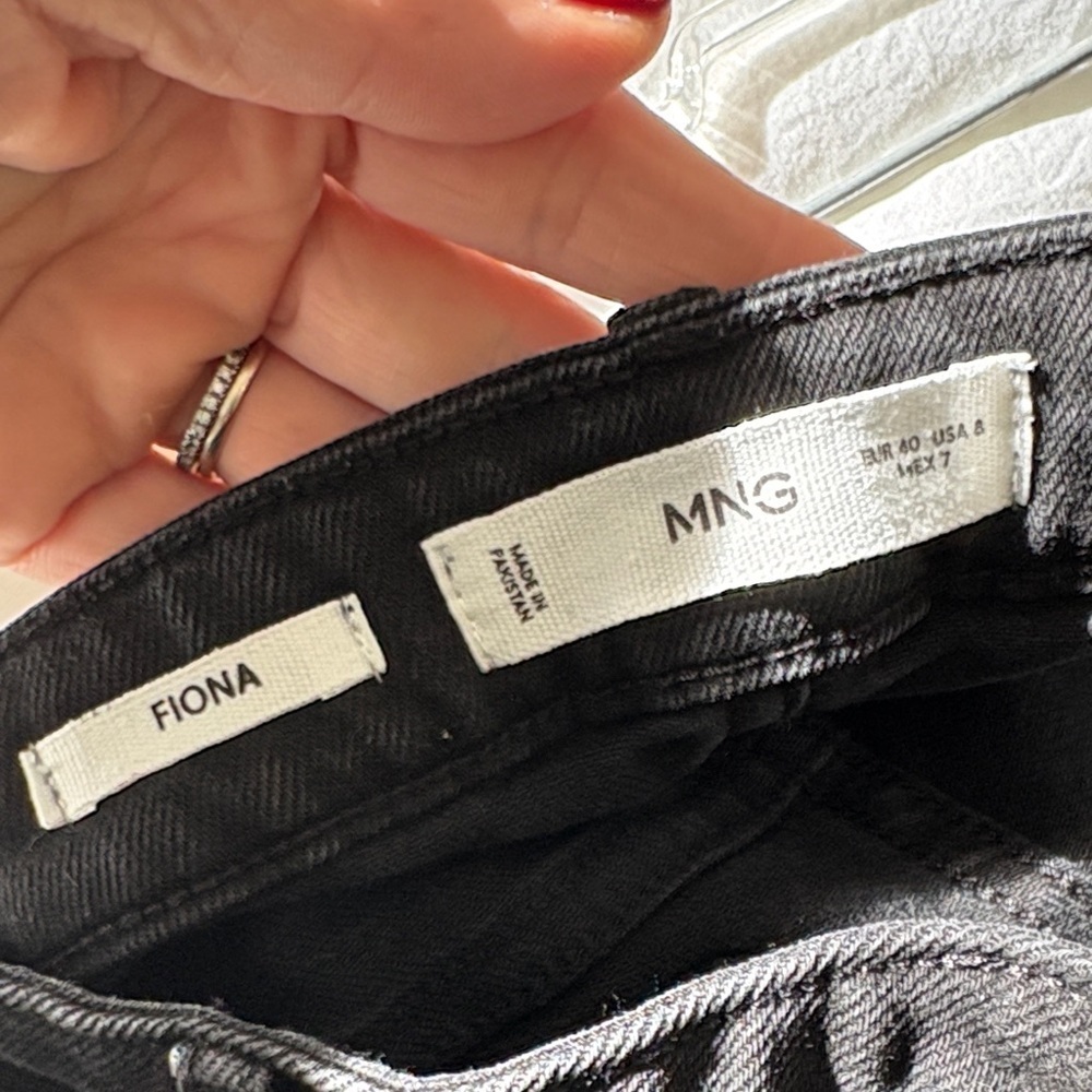 Mango Fiona Flared Mid Rise Jeans Black Sz 8 - Picture 7 of 8